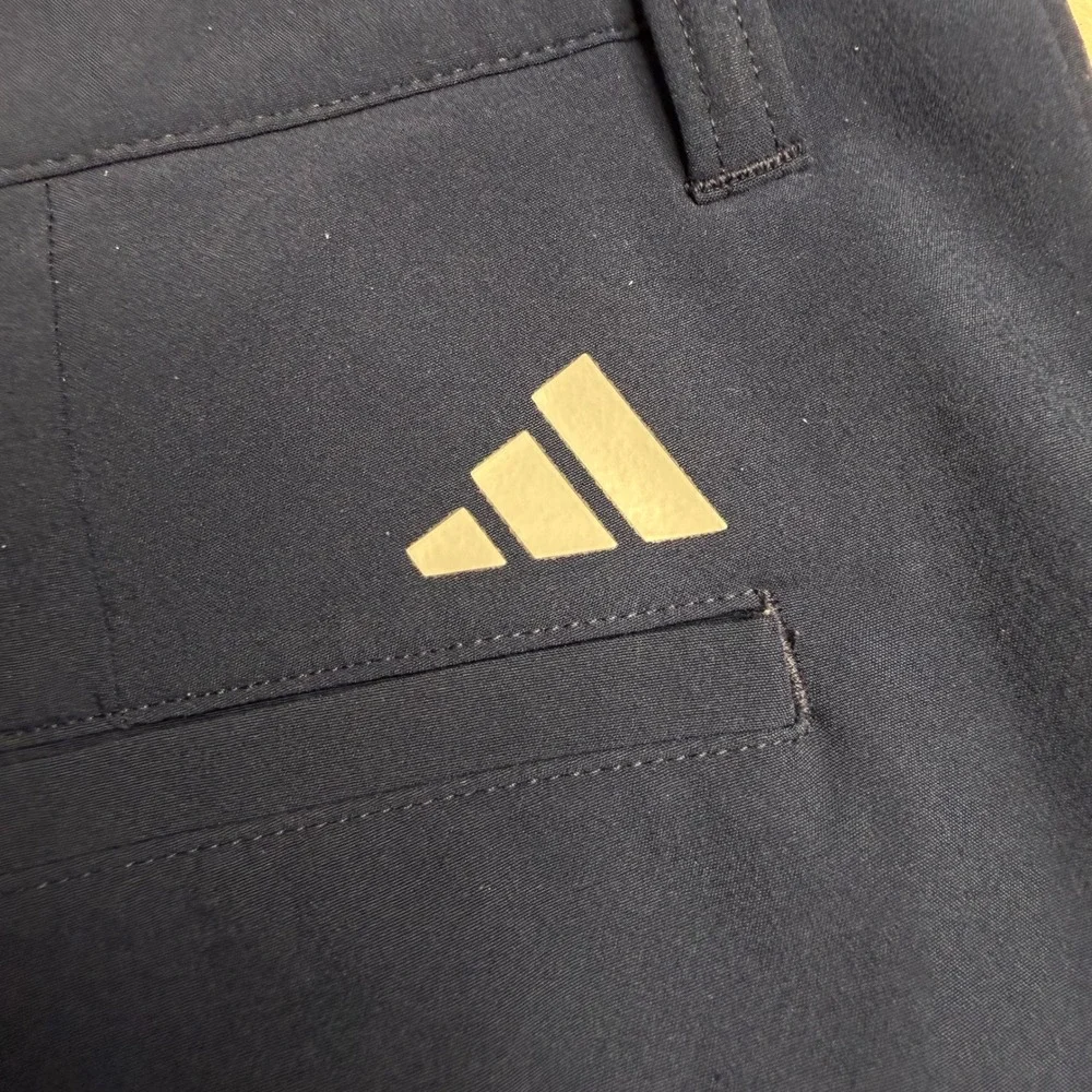 Adidas Mens Navy Blue Golf Shorts Size 32 Stretch Performance Flat Front Sport
